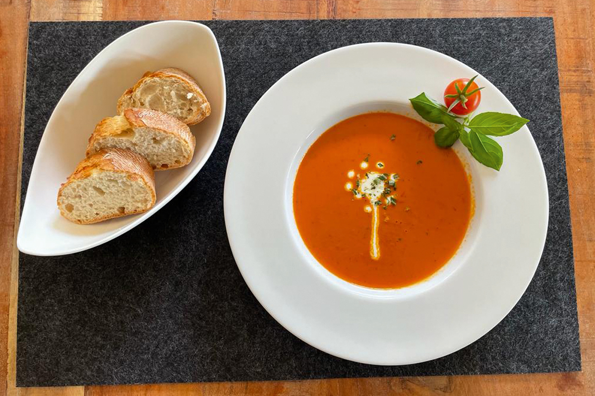 Frische Tomatensuppe